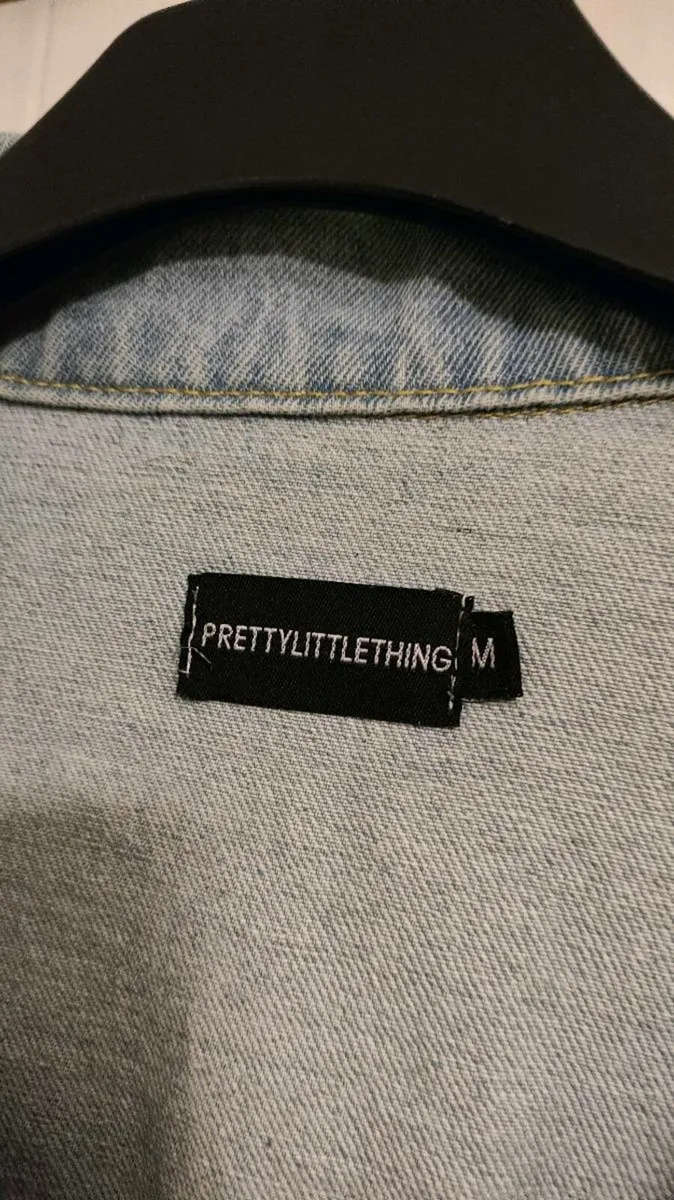 PrettyLittleThing Distressed Denim Jacket – Size M - Image 3
