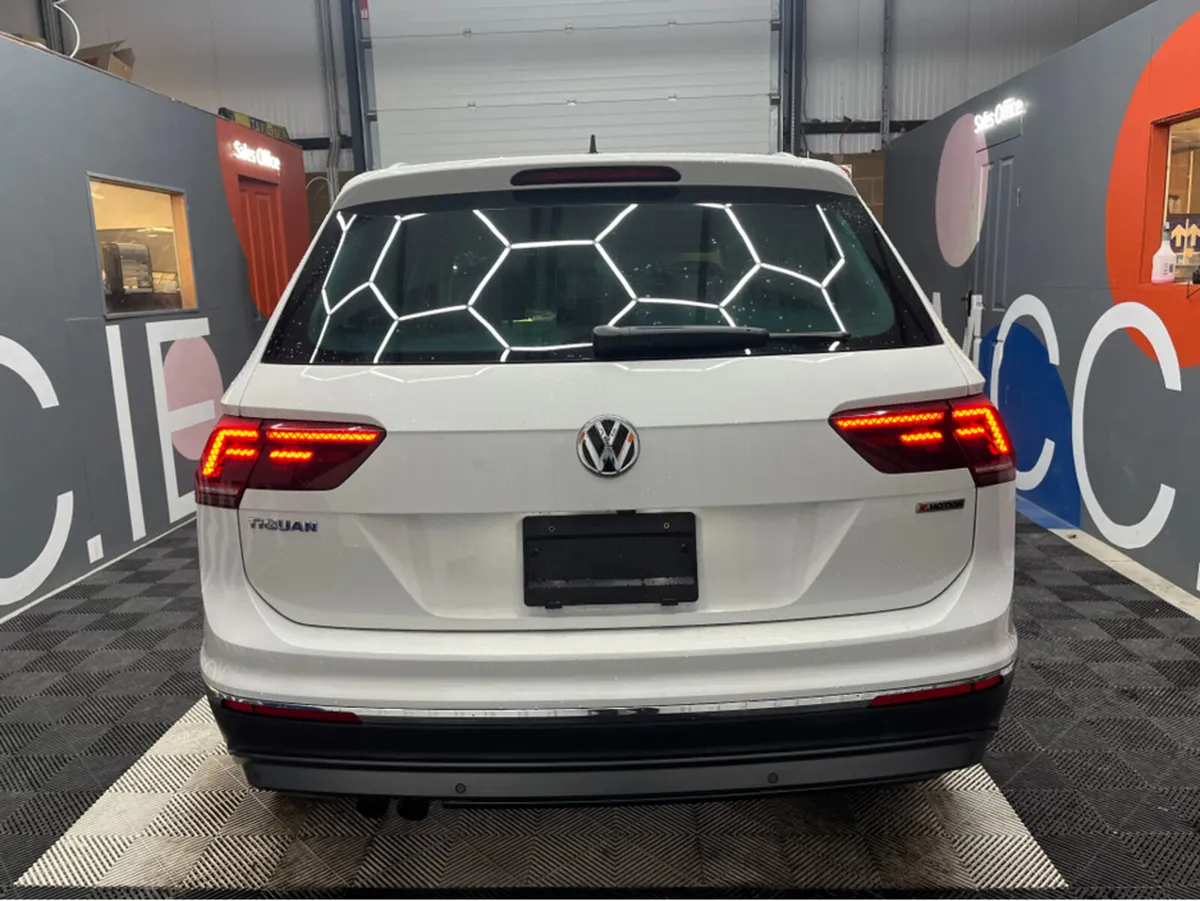 Volkswagen Tiguan €24950 2018 VOLKSWAGEN TIGUAN TD - Image 3
