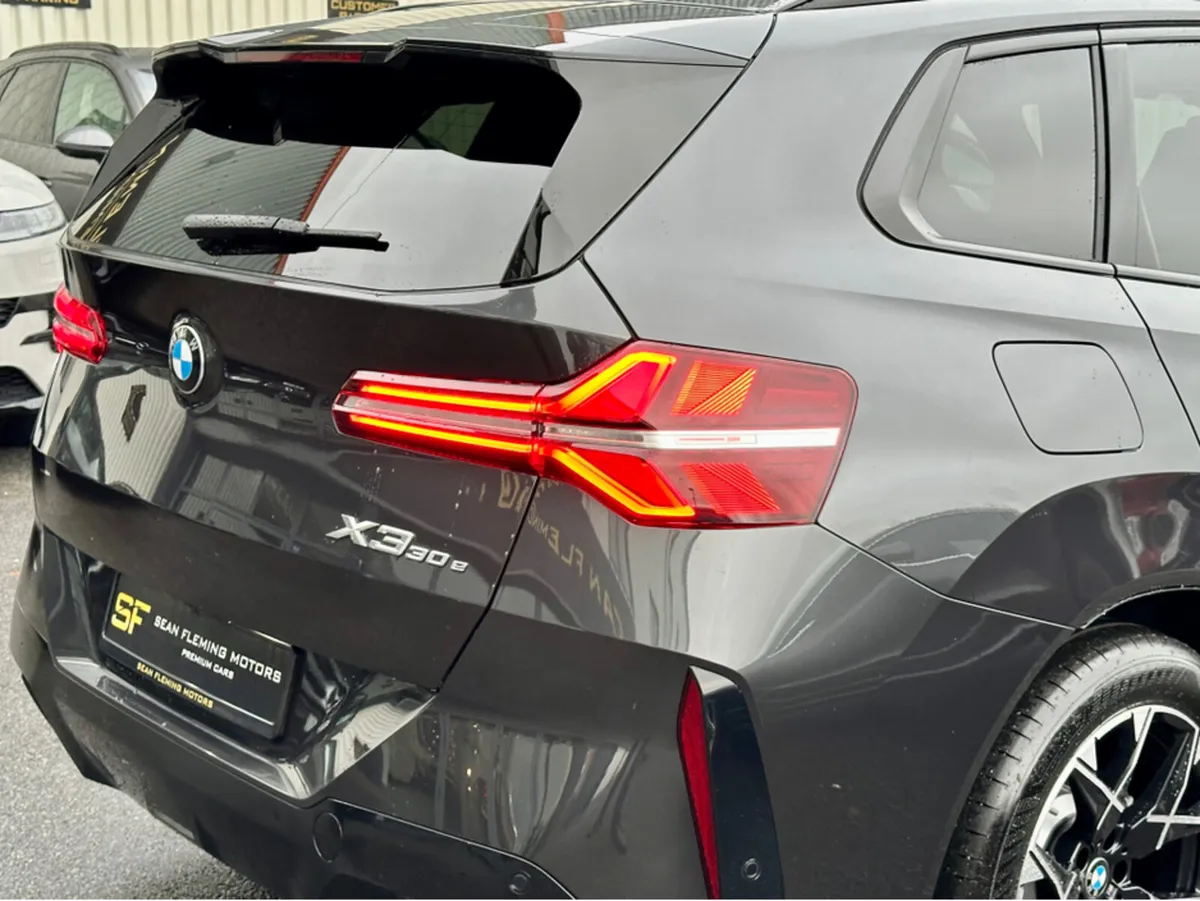 BMW X3 XDRIVE30E M SPORT AUTO - Image 4