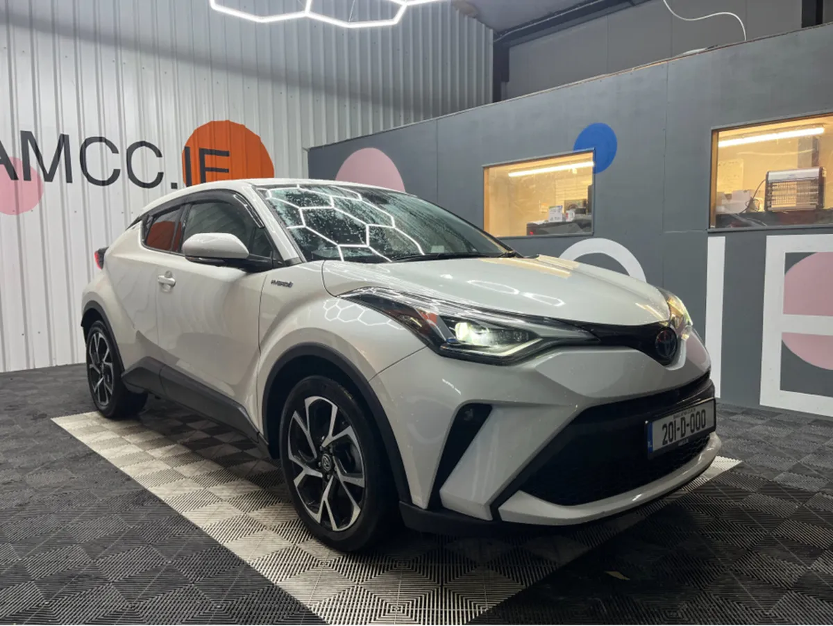 Toyota C-HR €21950 2020 TOYOTA C-HR G 1.8 AUTOMATI - Image 1