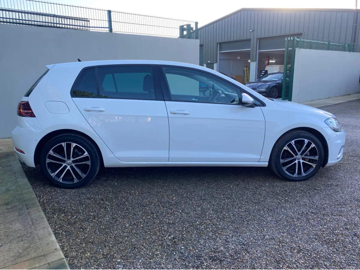 Volkswagen Golf 1.2 TSI COMFORTLINE MEISTER - Image 4