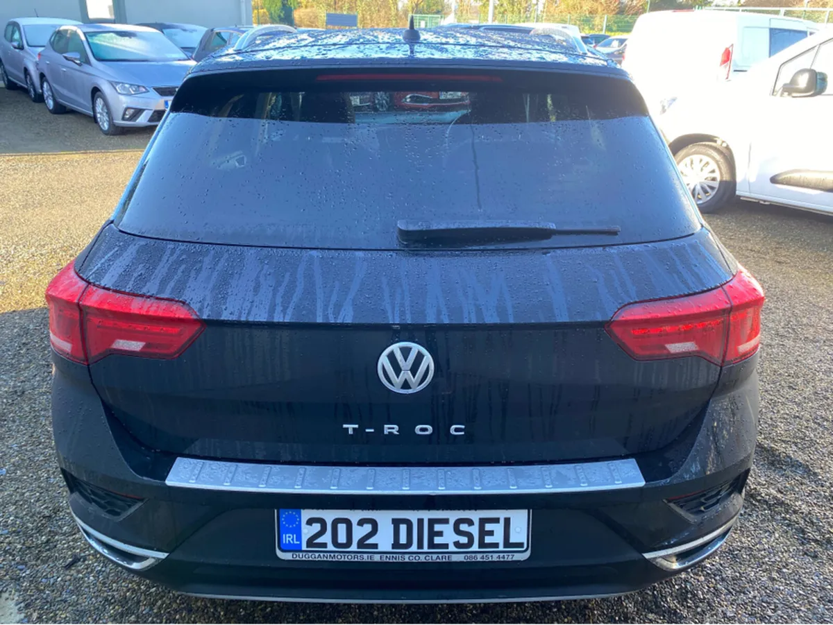 Volkswagen T-Roc 2.0 tdi  150BHP style design - Image 3