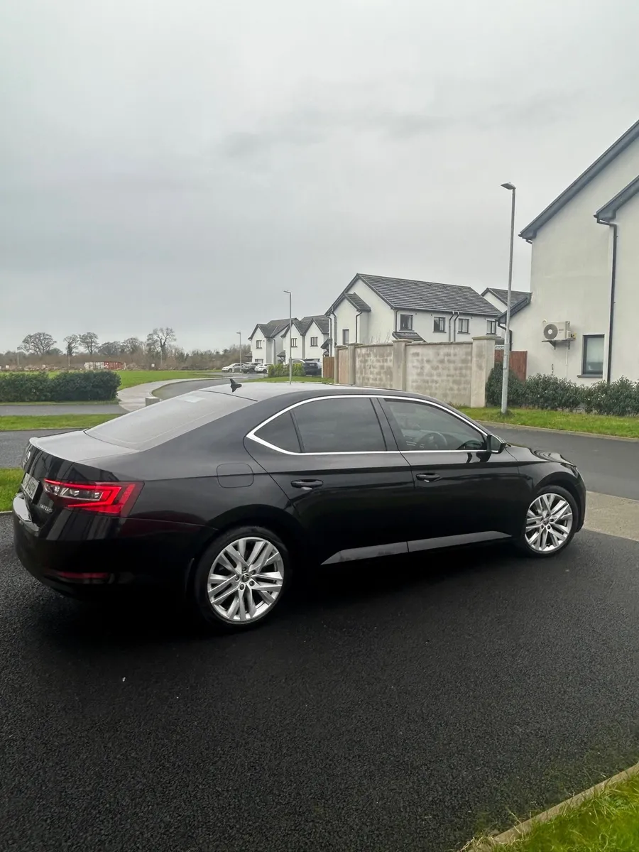 Skoda Superb 2019 Style 2.0 150bhp - Image 1