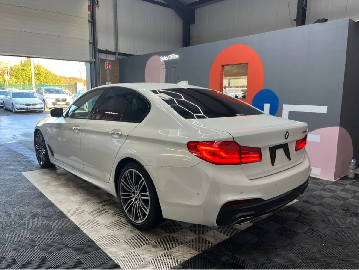 BMW 5-Series 2019 BMW 523D M SPORT 2.0 AUTOMATIC / - Image 4