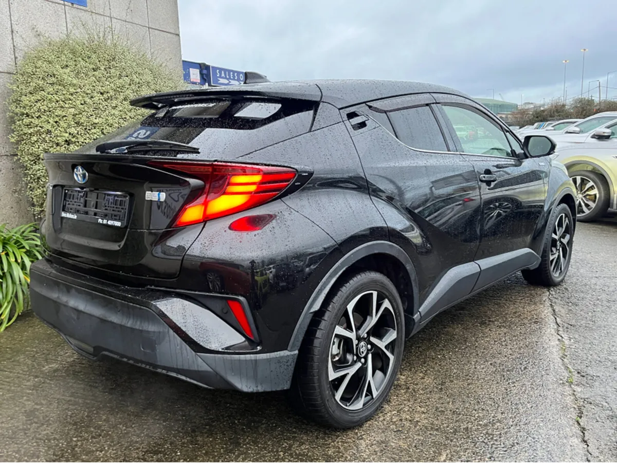 Toyota C-HR SOL AUTOMATIC HYBRID 1.8 PETROL //LOW - Image 4