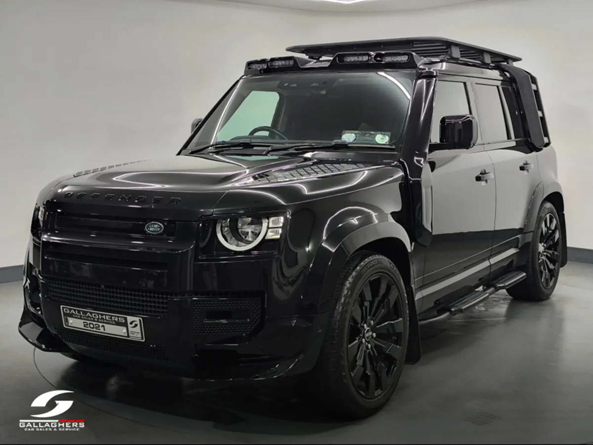 Land Rover Defender (212) 110 3.0D HARD TOP S  AUT - Image 2