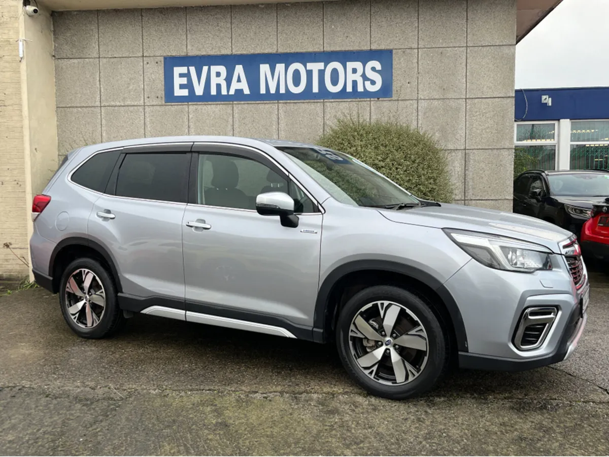 Subaru Forester 4WD ADVANCE AUTOMATIC HYBRID 2.0 P - Image 3