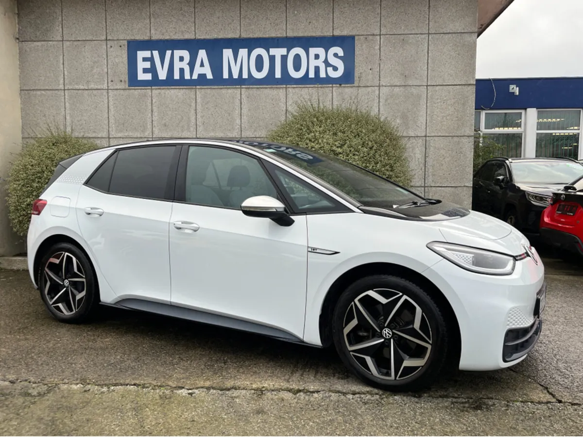 Volkswagen ID.3 PRO PLUS EV //HEATED SEATS AND STE - Image 3