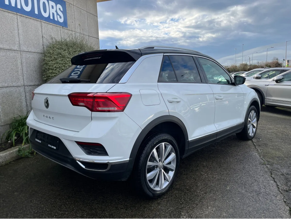 Volkswagen T-Roc STYLE AUTOMATIC 2.0 DIESEL //KEYL - Image 2