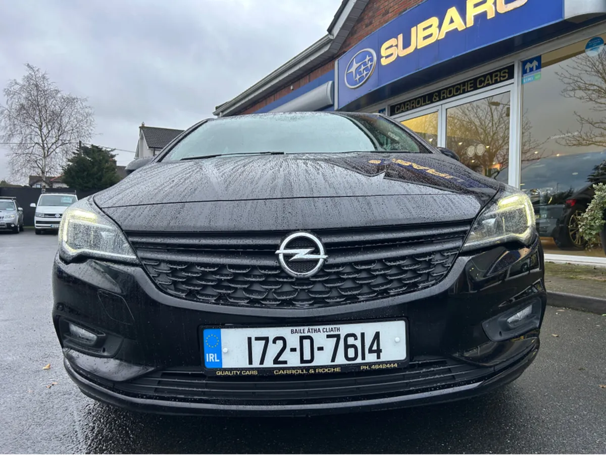 Opel Astra E 1.4 i Petrol 5DR in Black - New NCT G - Image 3