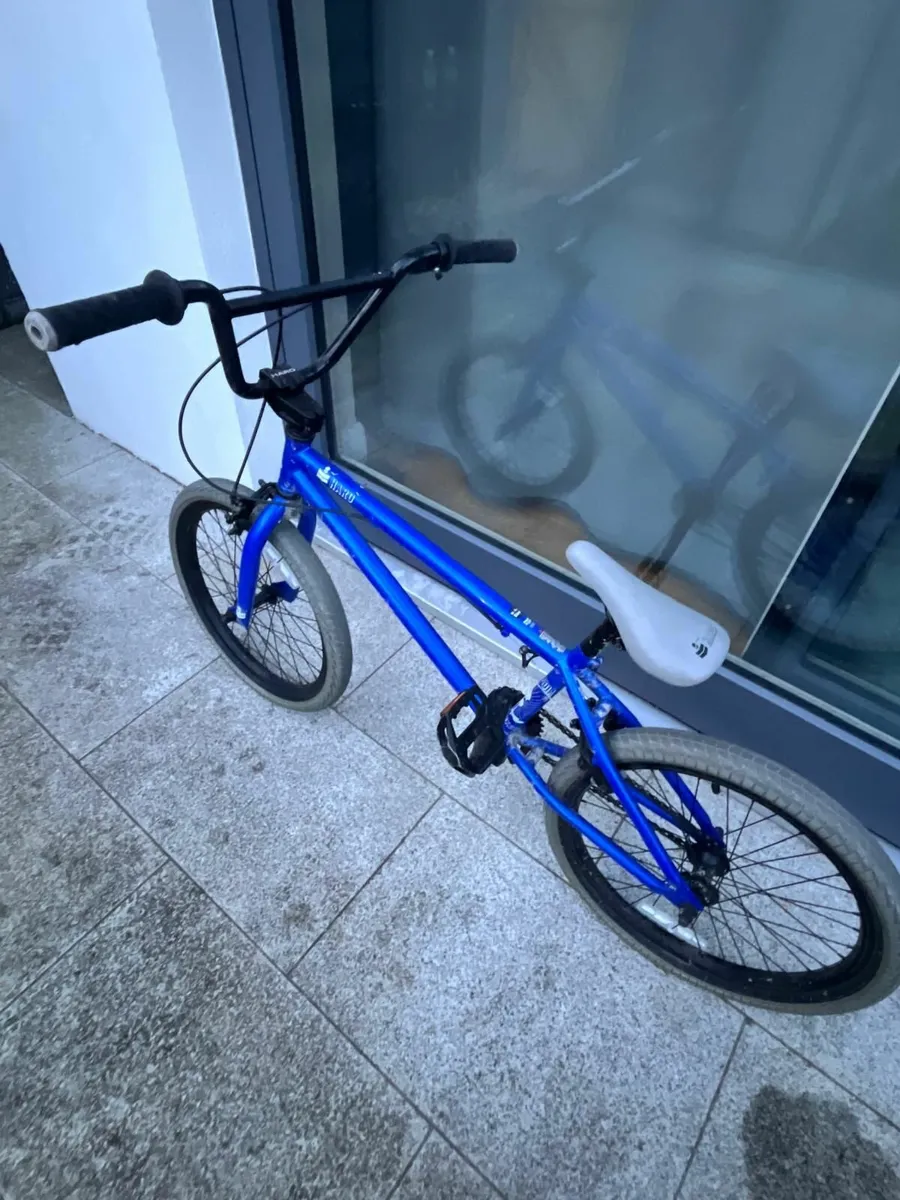 Classic Haro Leucadia BMX - 20.3" Blue - Image 3