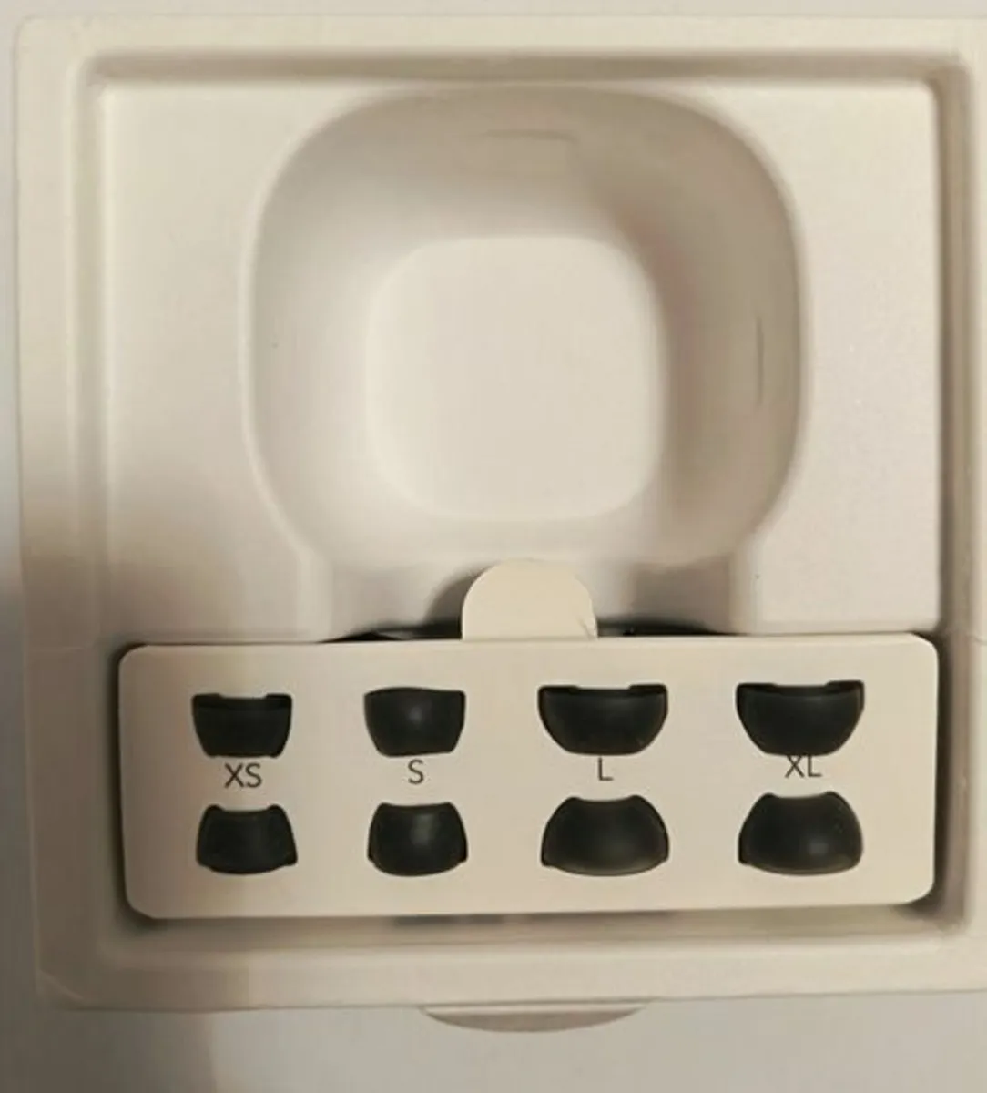 Anker Soundcore P40i Earbuds Headphones - Image 2