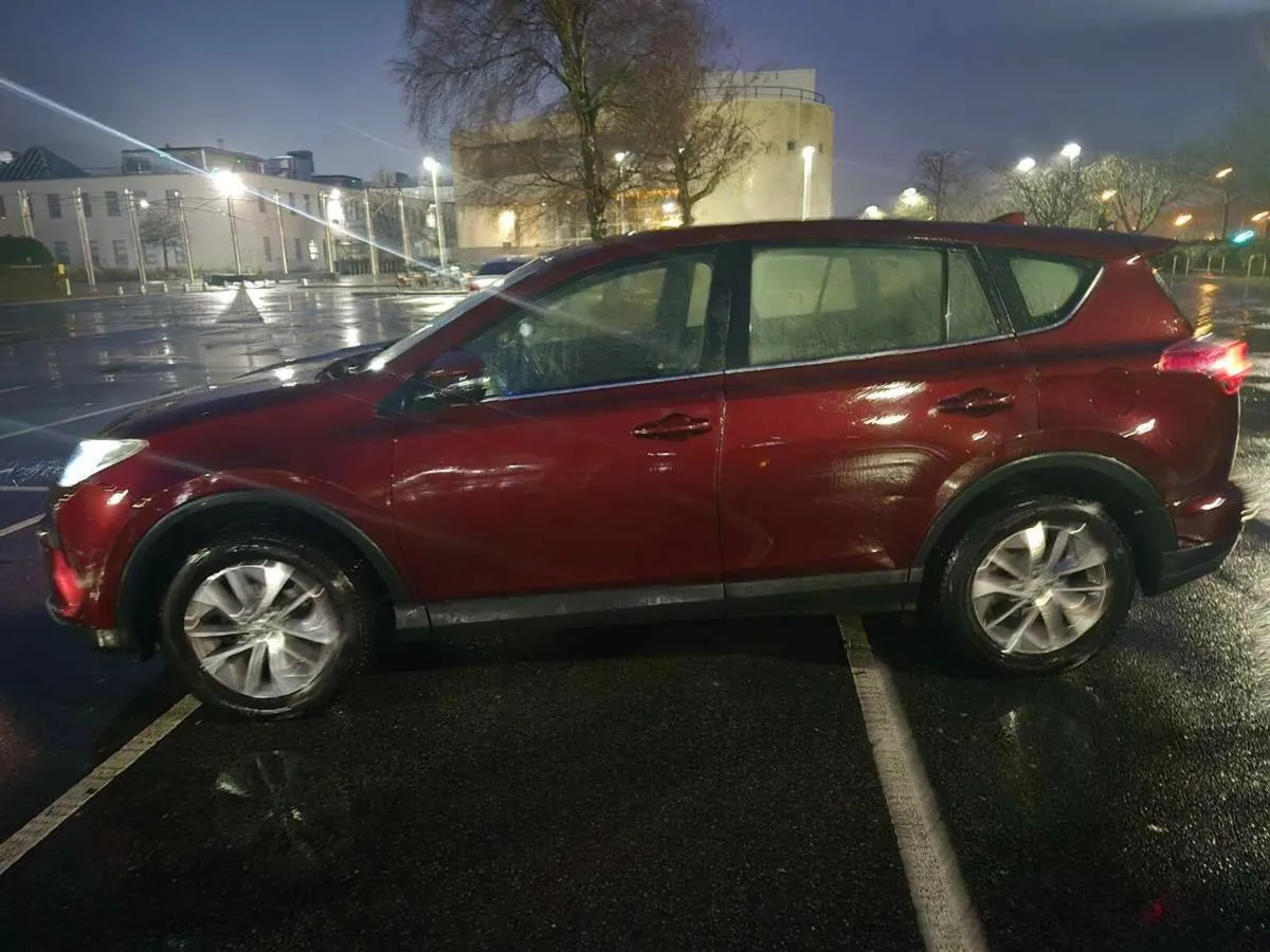 Toyota RAV4 2016 - Image 3