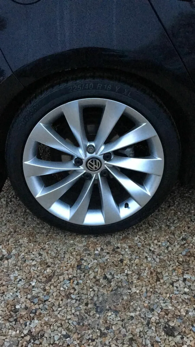 Volkswagen Golf 2012 - Image 3