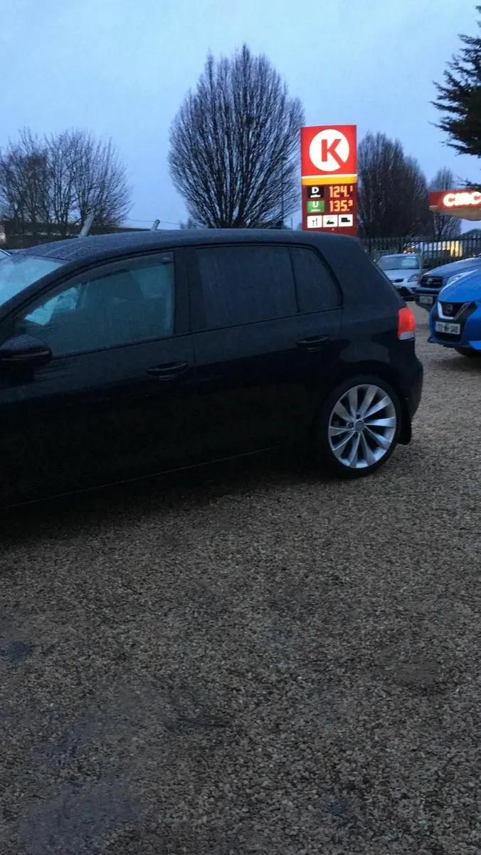 Volkswagen Golf 2012 - Image 4