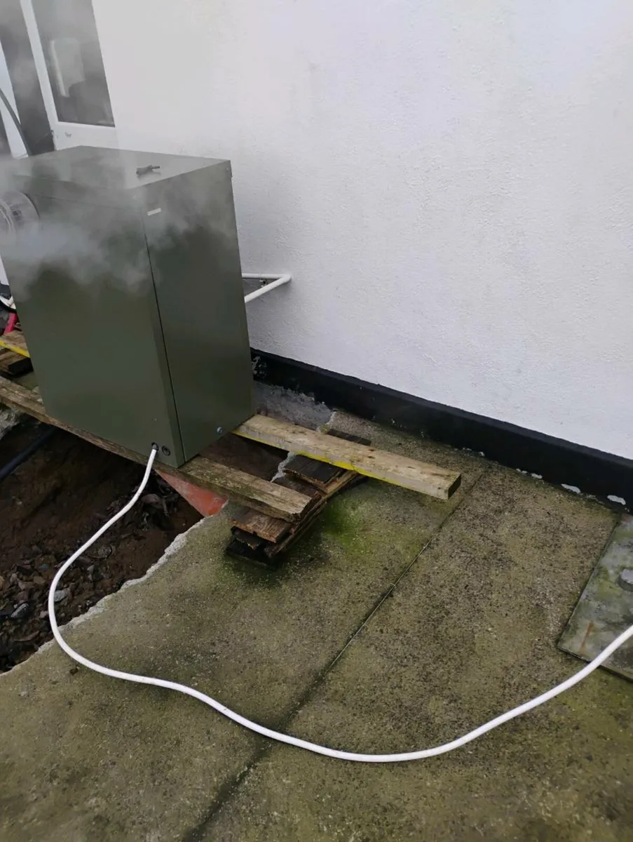 Oil boiler - Image 3