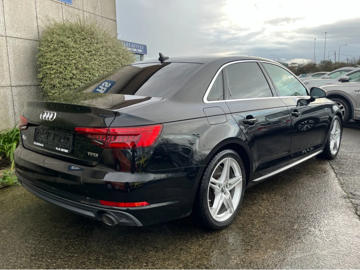 Audi A4 SALOON S-LINE AUTOMATIC 2.0 PETROL //LOW M - Image 4