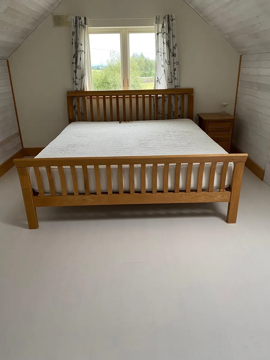 Solid oak super king size bed & mattress - Image 2