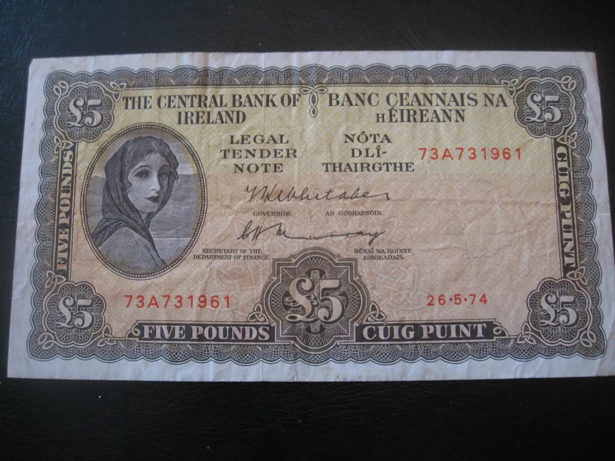 5 Pound Lavery Notes - 40 Euros Each - Image 3