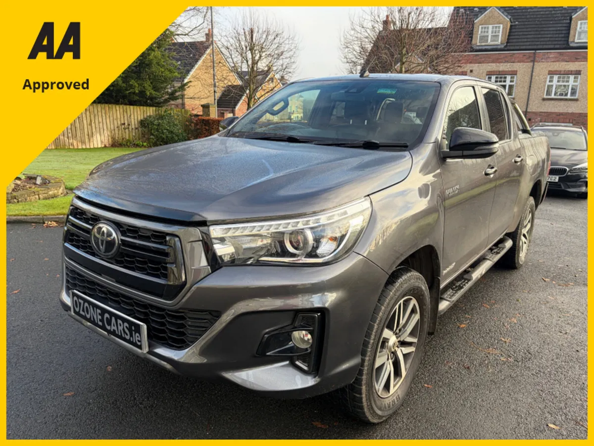 Toyota Hilux INVINCIBE X D-4D 4WD  DCB AUTO - Image 1
