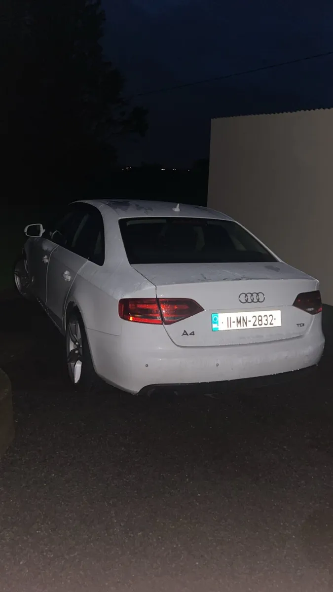 2011 Audi a4 2.0 - Image 3