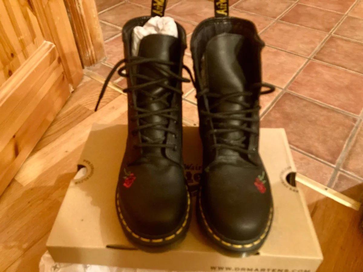 Dr Martens Ladies Embroidered Ankle Boots - Image 4