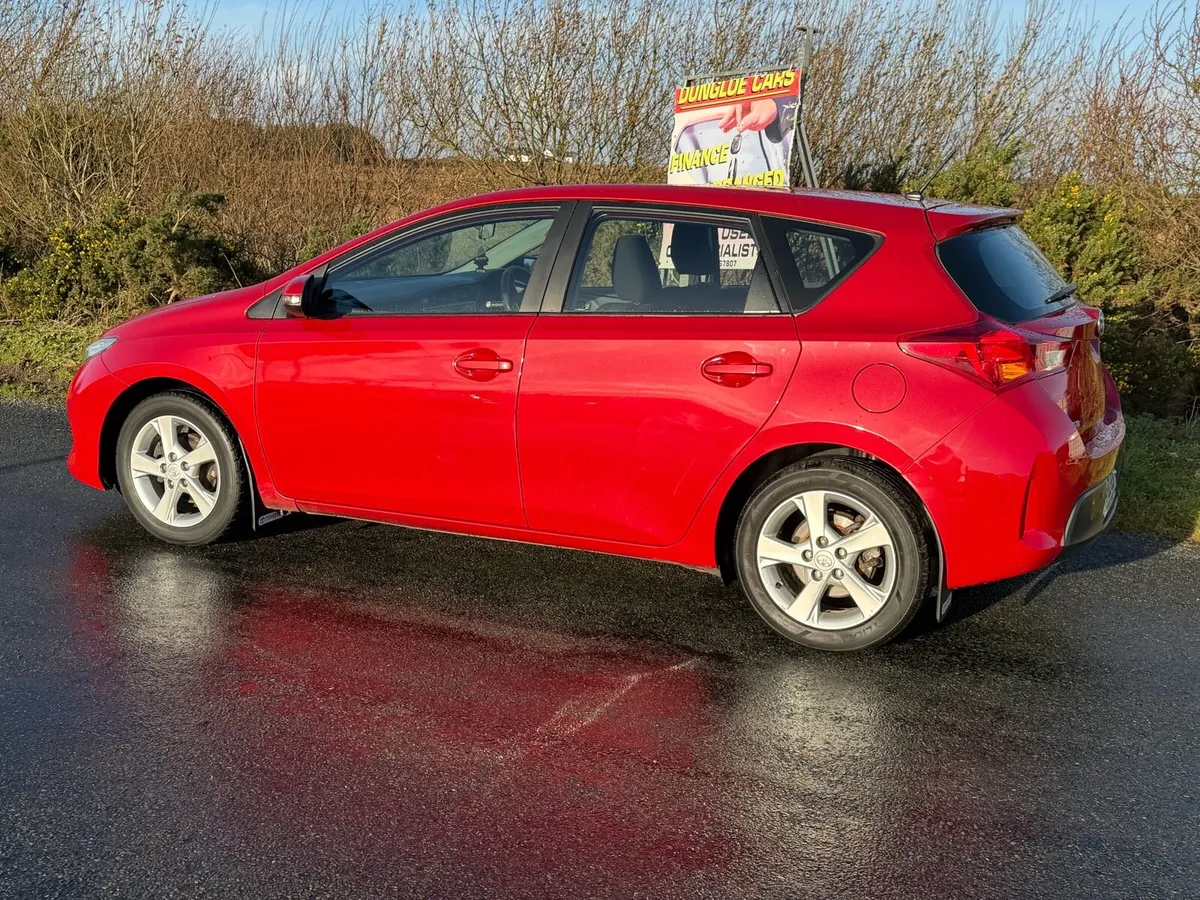 2014 Toyota Auris 1.33 vvti - Image 3