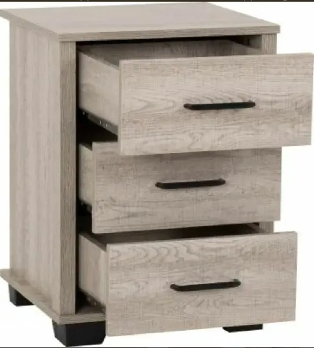 Oliver 2 Door Wardrobe 4 Piece Bedroom Set free 🚚 - Image 4