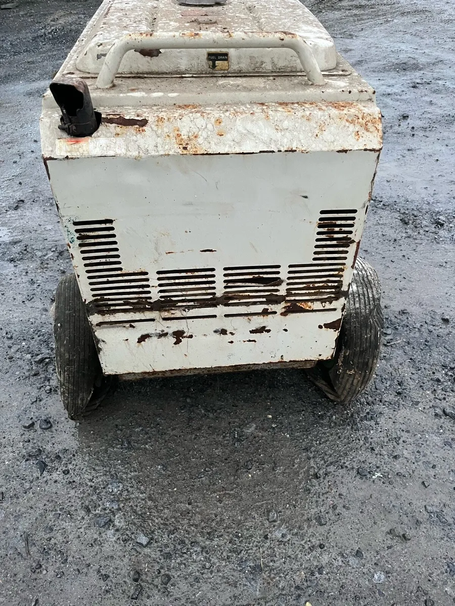 Diesel generator - Image 3