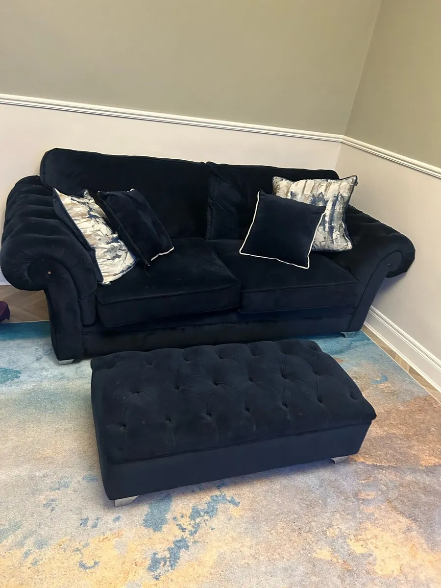 Blue sofa and armchair - Image 2