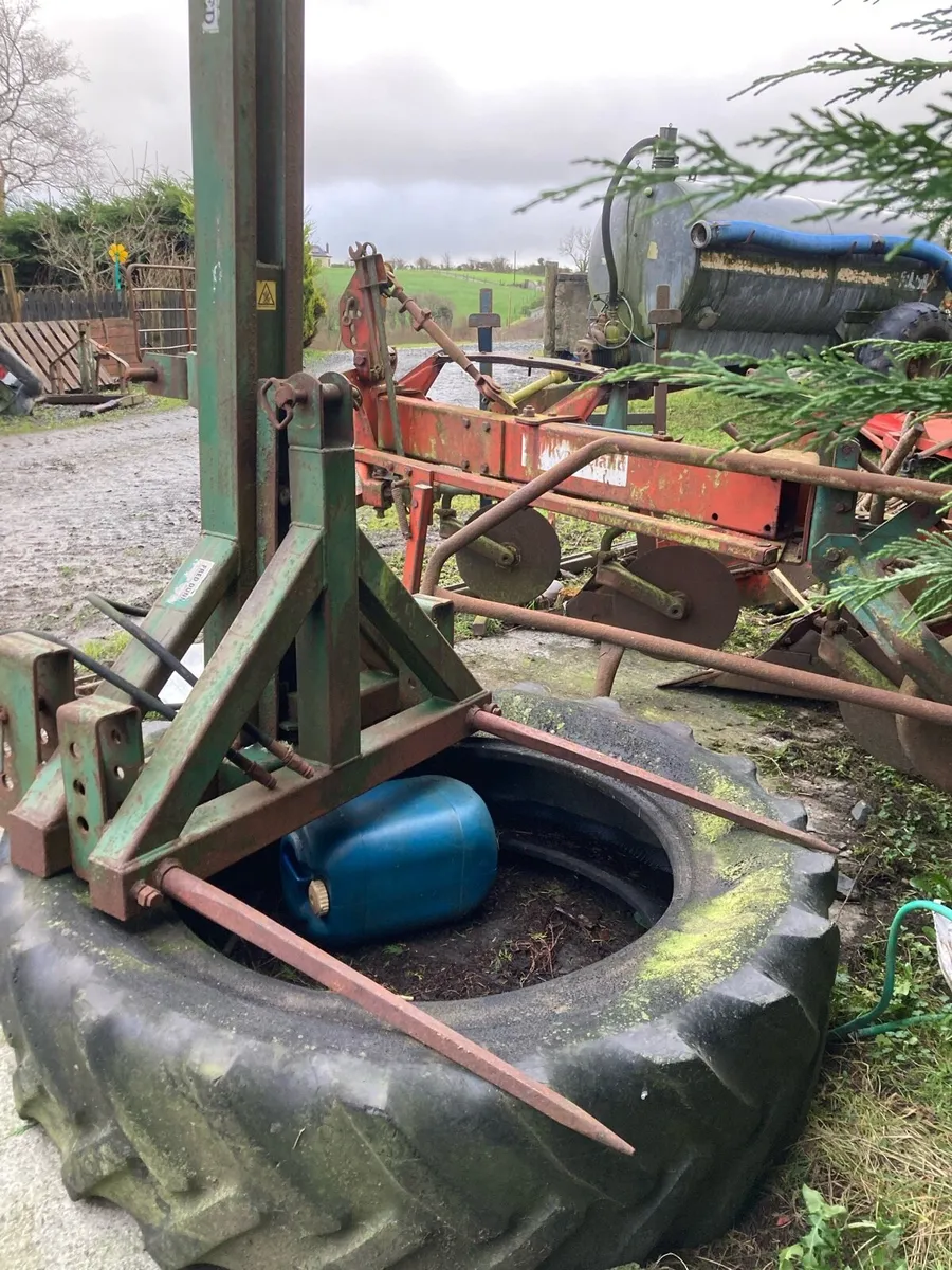 Cashel Elevator bale lifter - Image 2