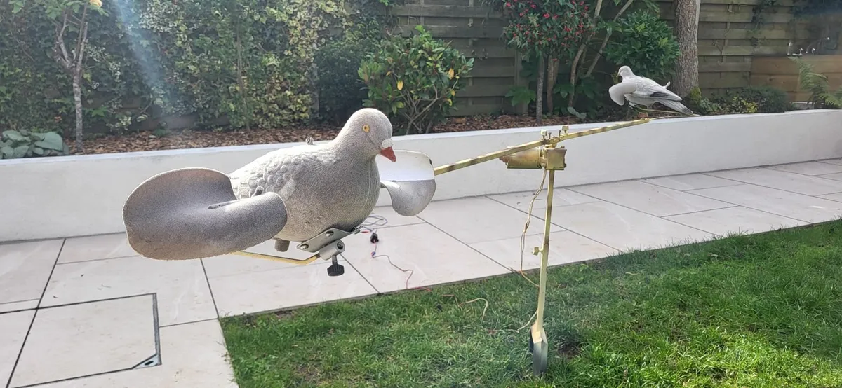 Pigeon Shooting Motion Decoy Set, Flappers +Extras - Image 2