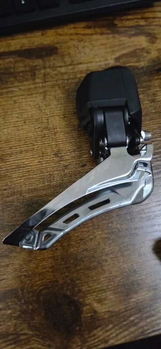 Shimano Di2 105 12speed UpGrade Groupset - Image 3