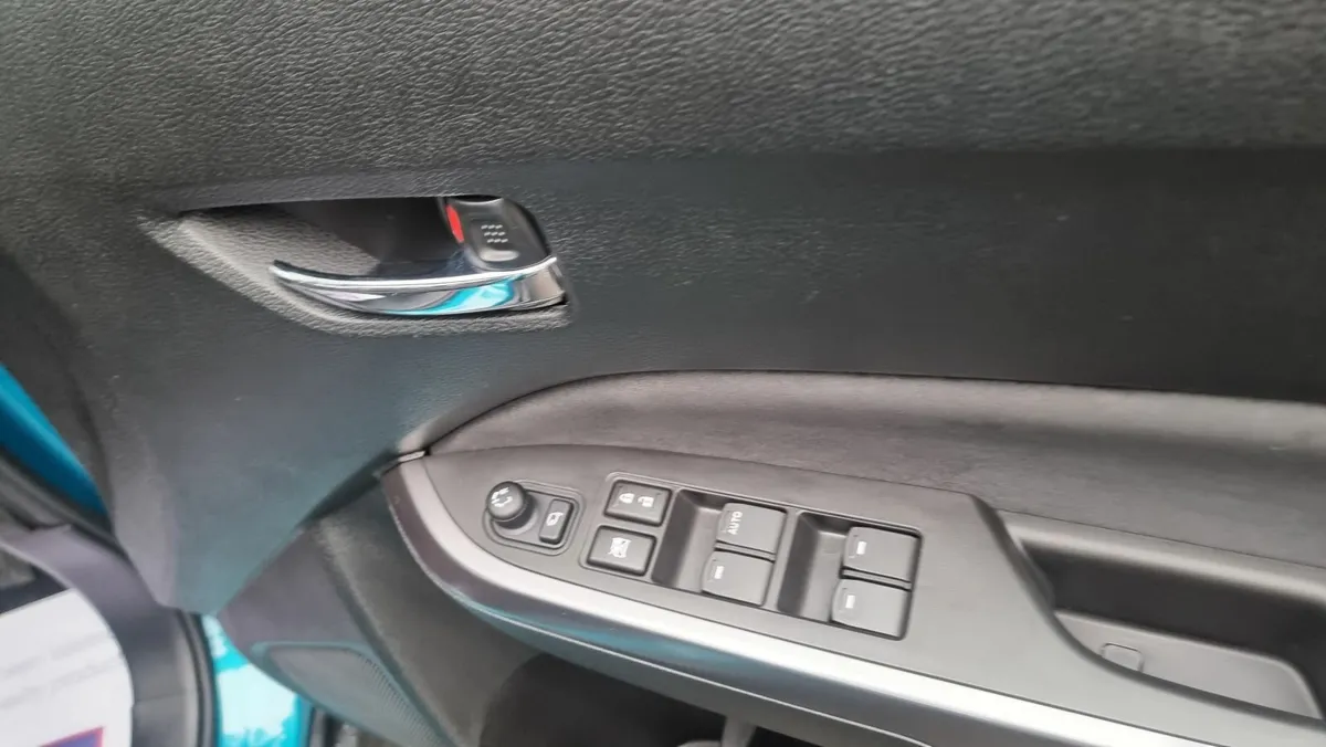 2025 suzuki vitara - Image 4