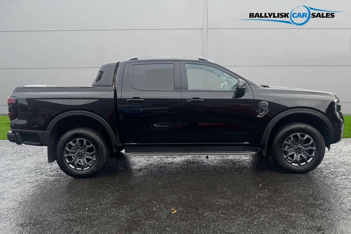 Ford Ranger 3.0 TD V6 Wildtrak Auto 4WD in Black w - Image 3