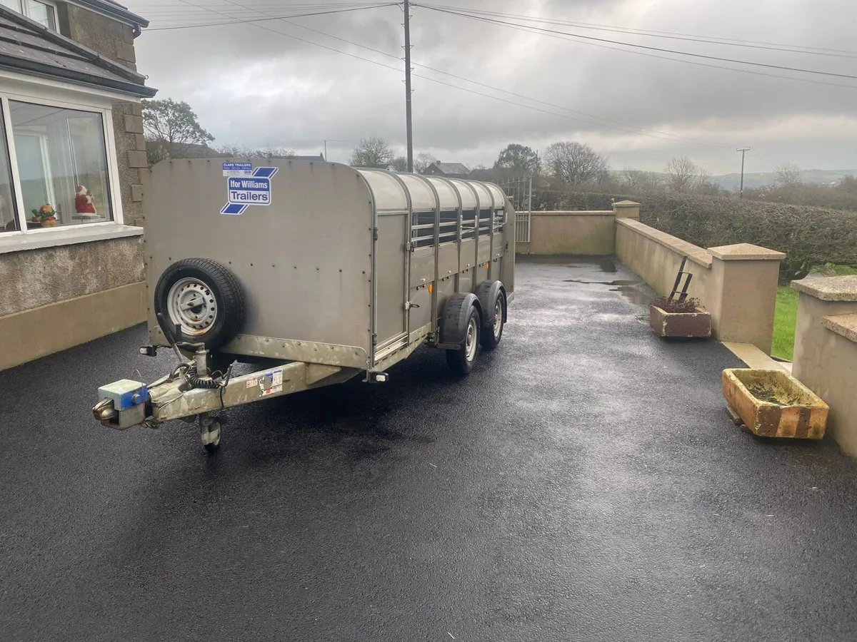 Ifor Williams 12x4x4 livestock trailer - Image 1