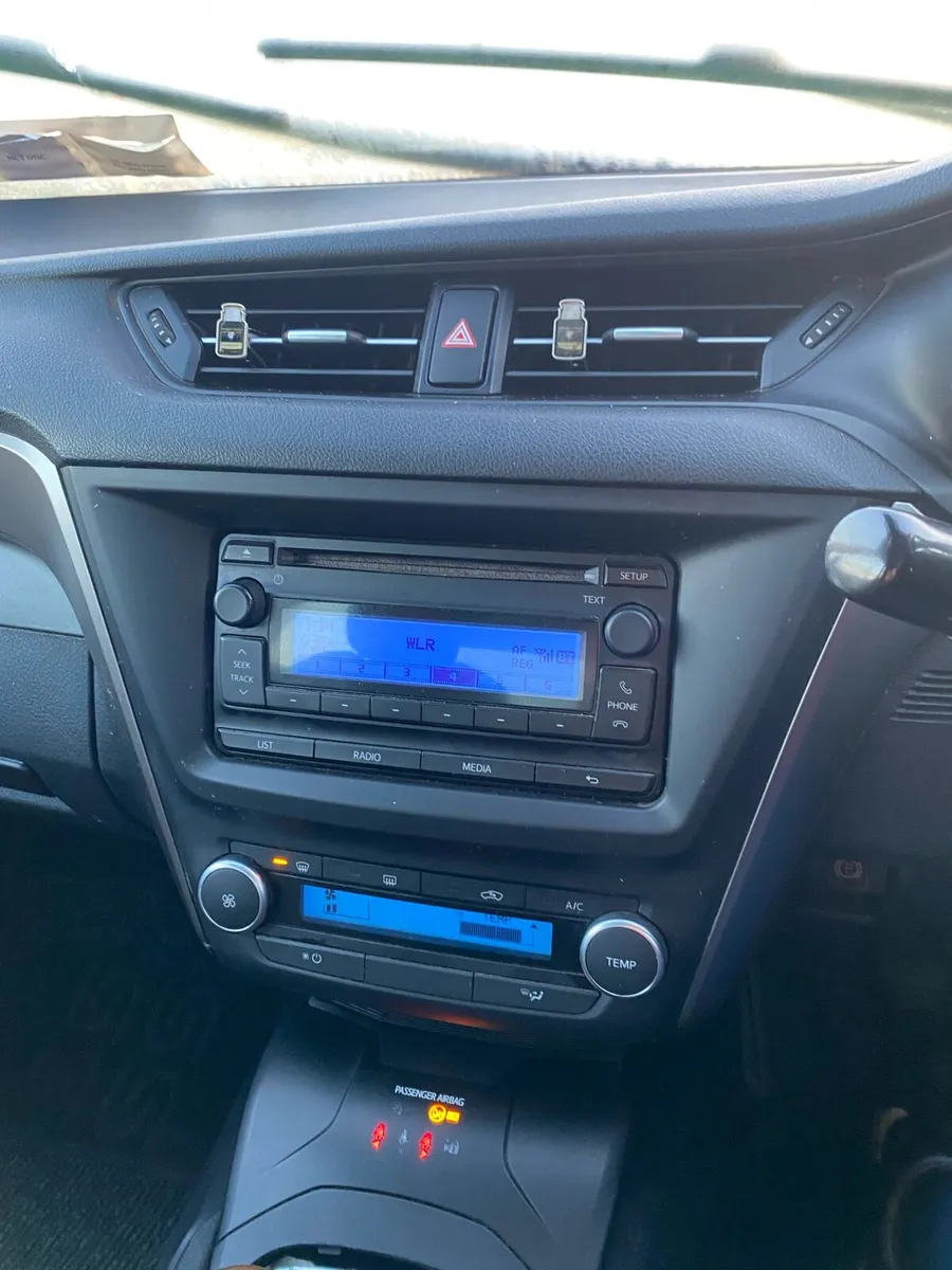 Toyota avensis - Image 2