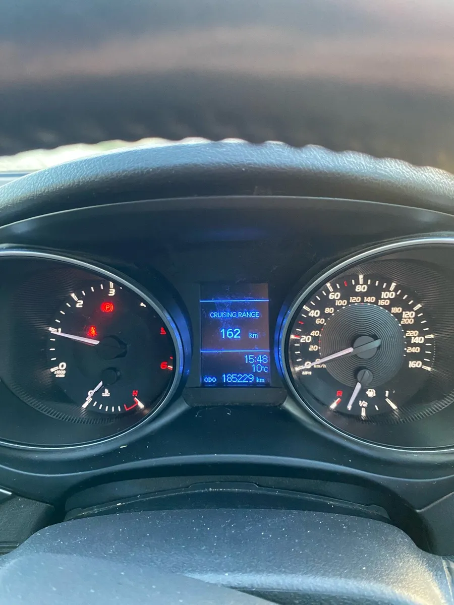 Toyota avensis - Image 3