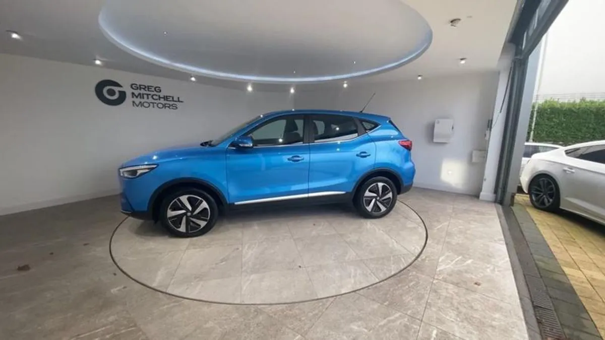 MG ZS 115kW SE EV Long Range 73kwh 5dr Auto - Image 4