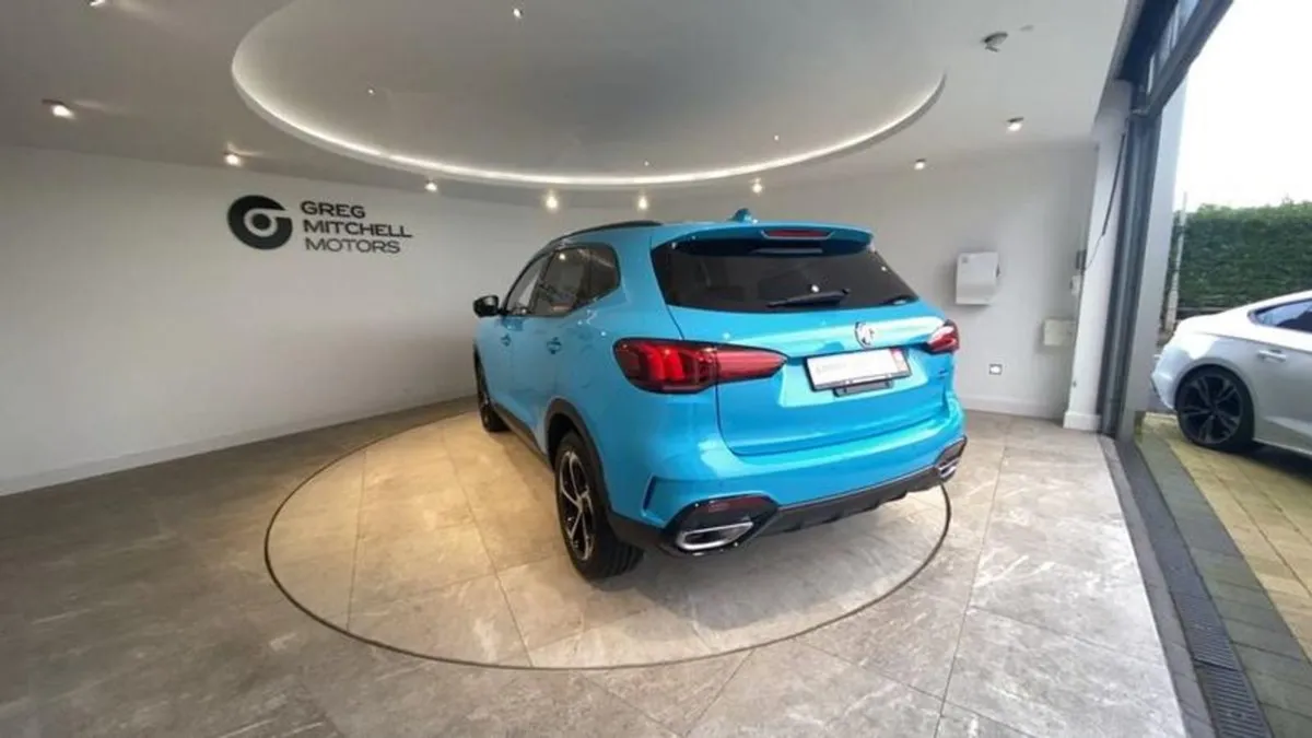 MG HS 1.5 T-gdi Phev SE 5dr Auto - Image 3