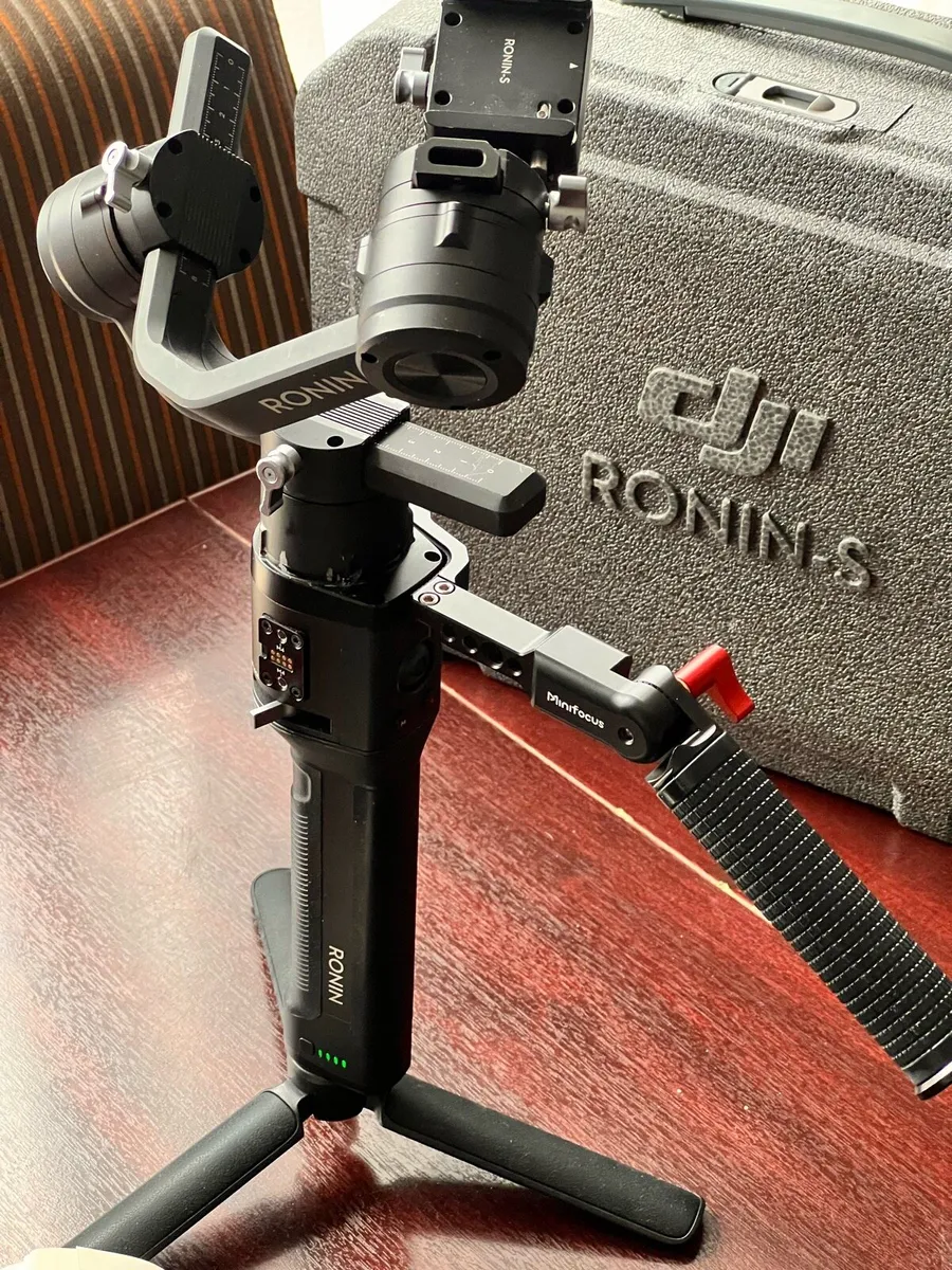DJI Ronin S with handle - Image 4