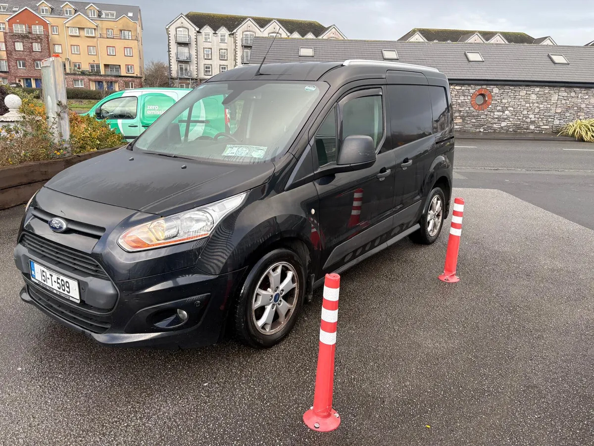 Ford Transit Connect 2015 - Image 2