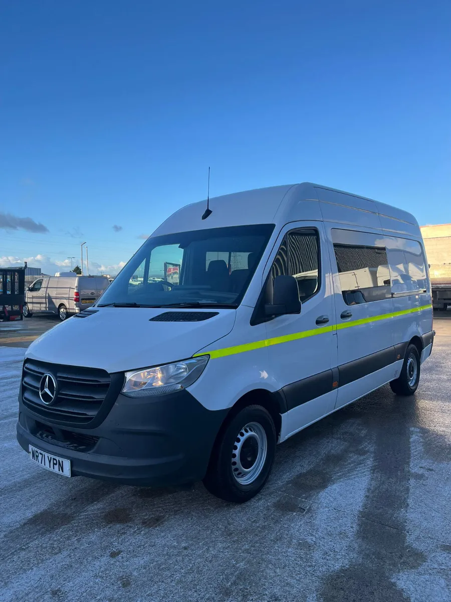 Nov 2021 Mercedes Sprinter 314 CDI MWB Welfare Van - Image 3