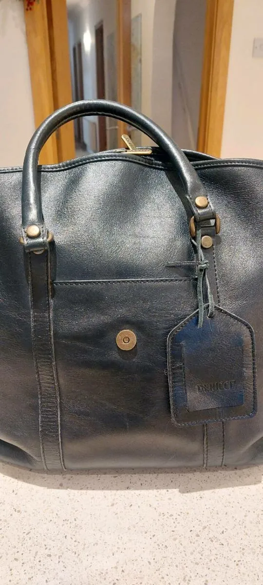 Leather Travel Bag/ Hold all - Image 2