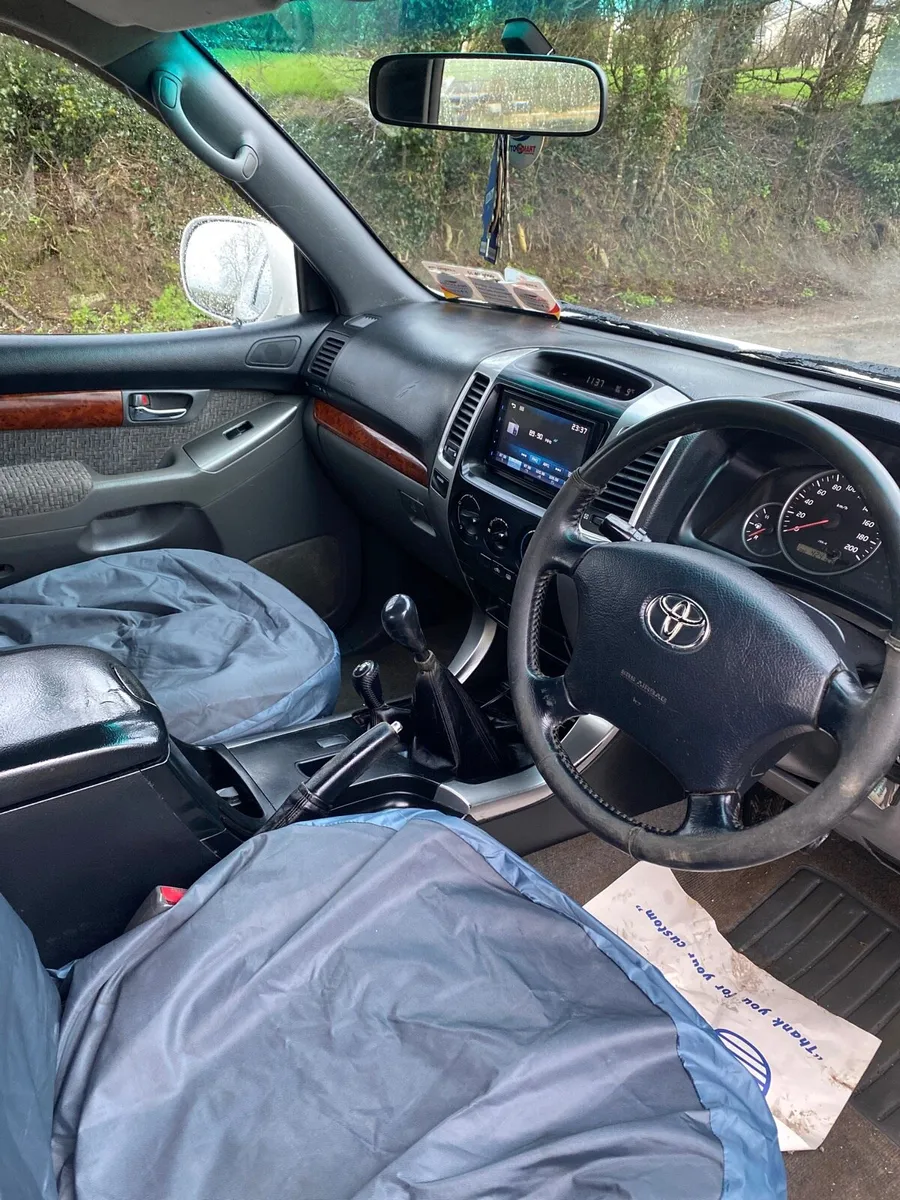 Land Cruiser - Image 4