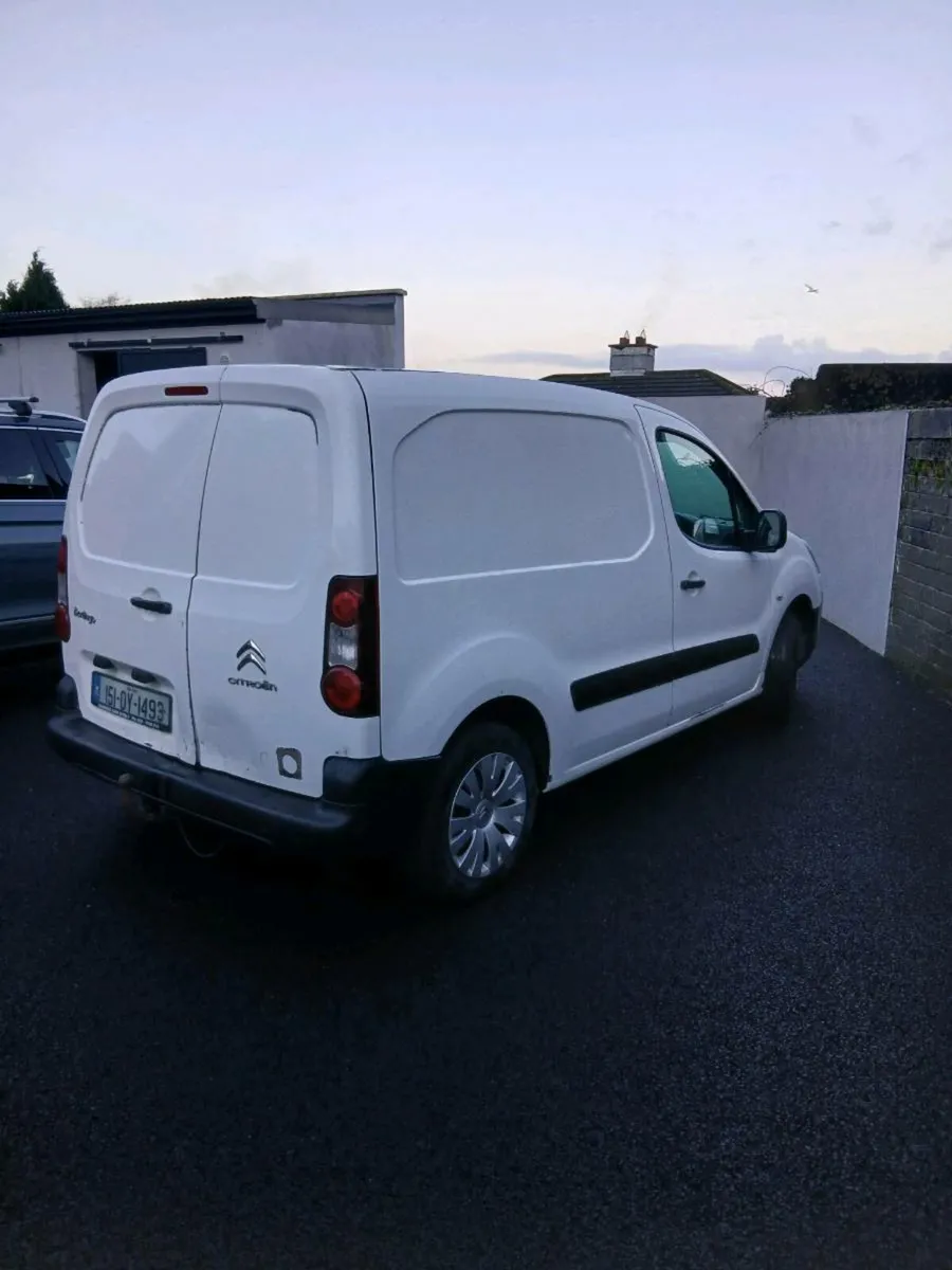 151 citreon berlingo  €2650 - Image 3