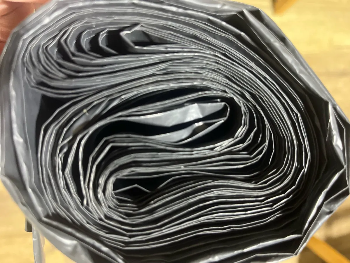 New heavy black film roll - Image 3