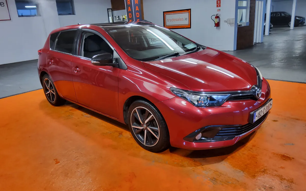 Toyota Auris 2018 - Image 1