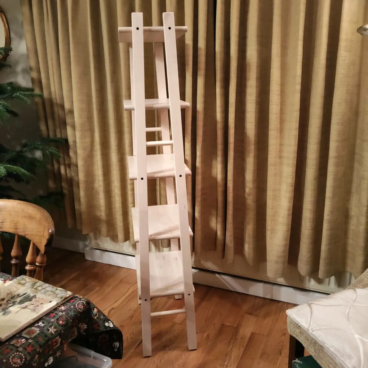 Wooden Display Unit - Image 4