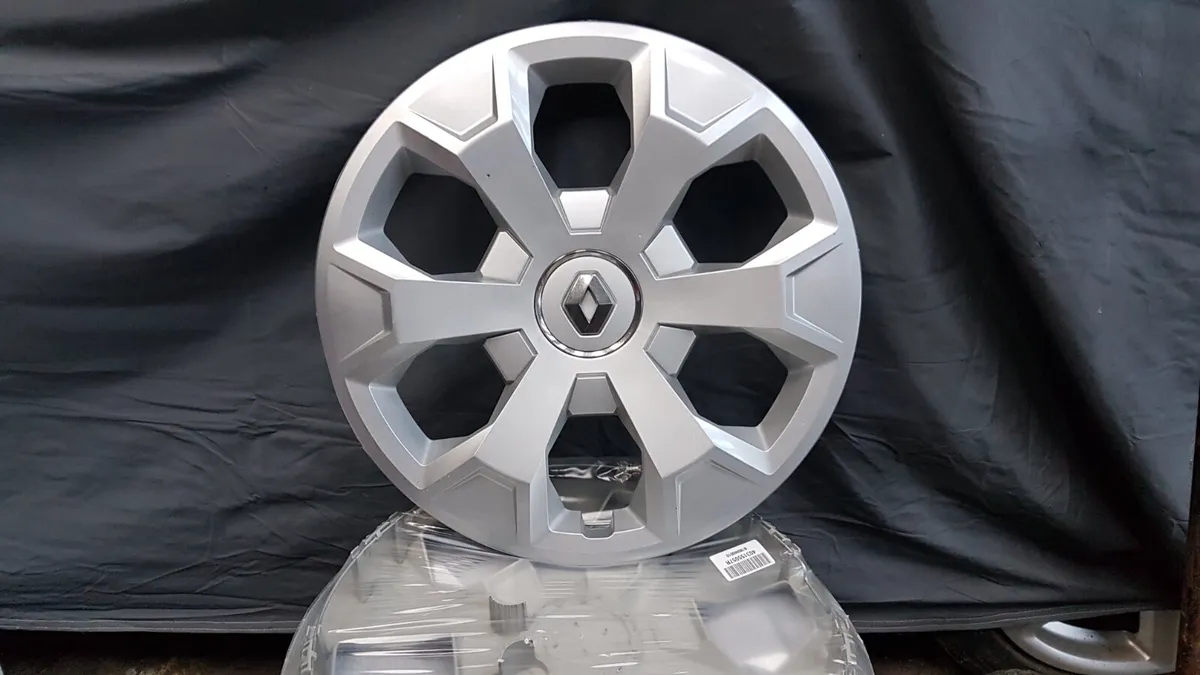 WHEEL TRIMS GENUINE - Image 1